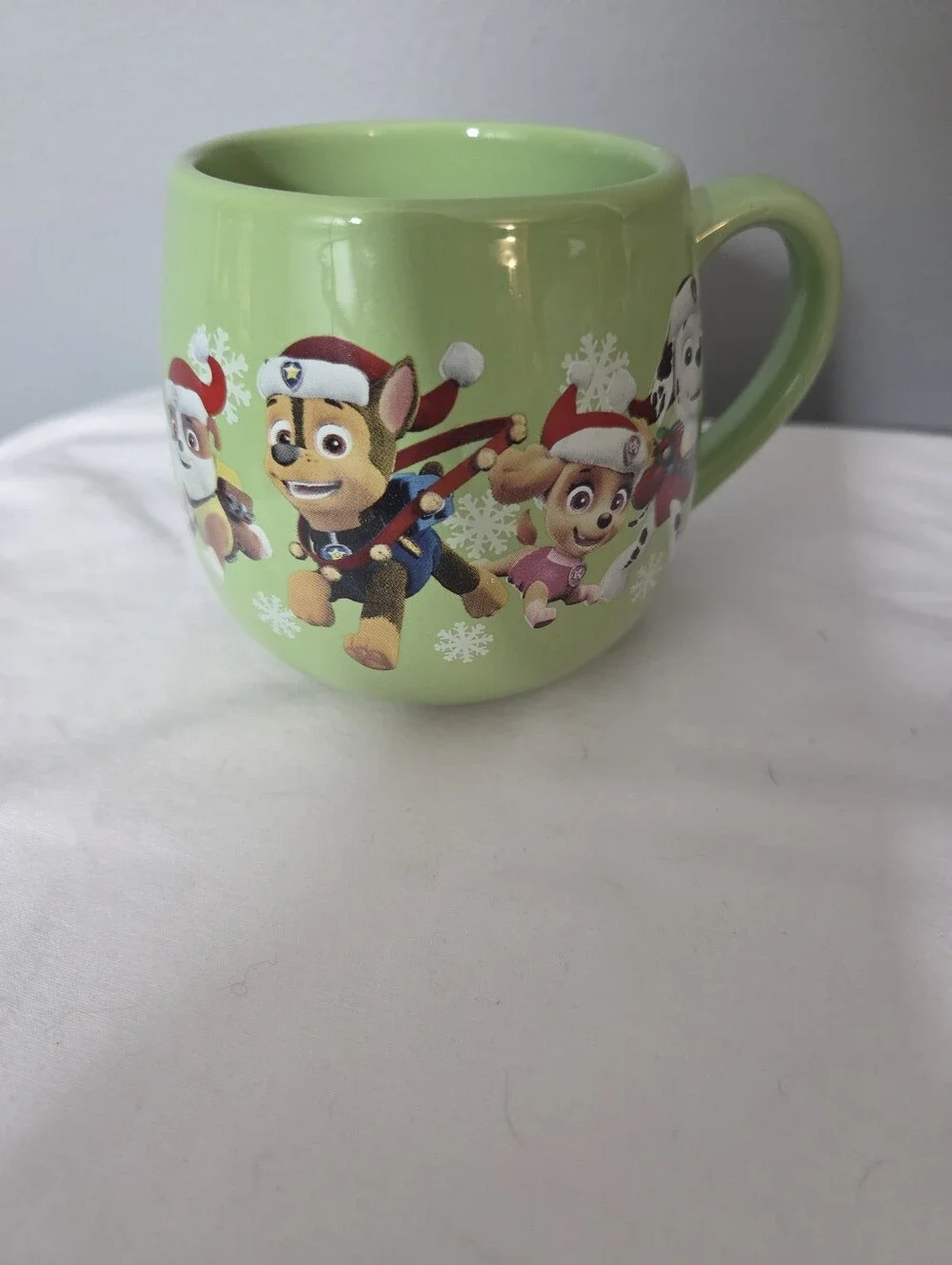 PAW PATROL Christmas Coffee Mug Teacup Cocoa Cup Dogs with Santa Hats Snowflakes